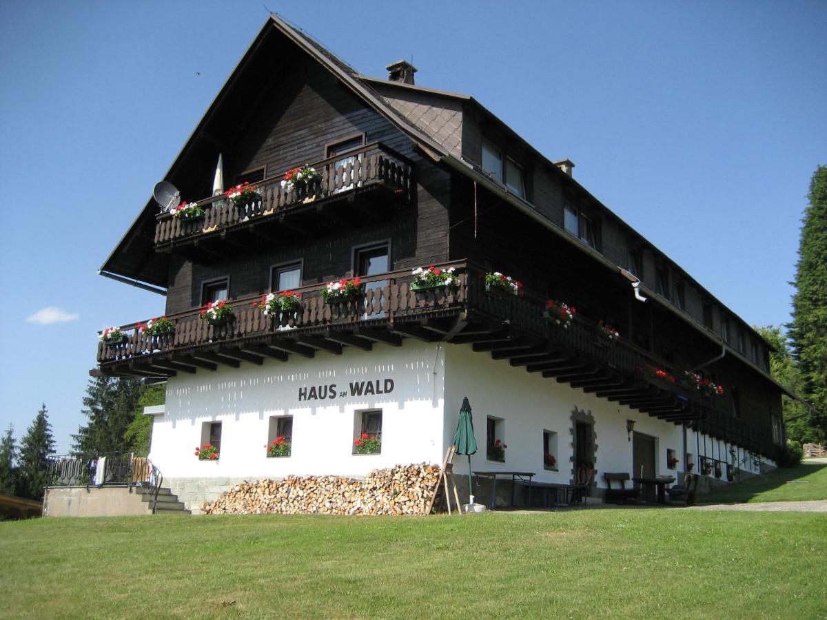 Hotel Garni Haus Am Wald Reifnitz Bagian luar foto